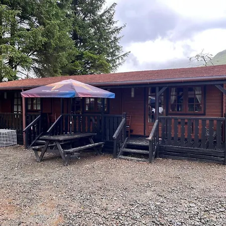 Family Cabin Ben Morecrianlarich West Highland Exterior photo